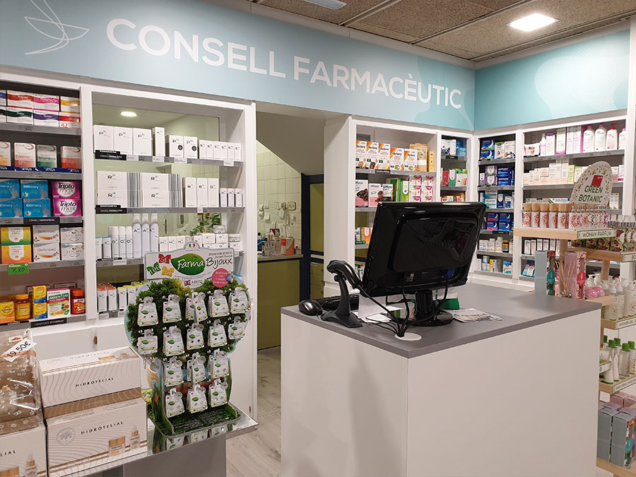 Farmacia Torroella — Del propietario