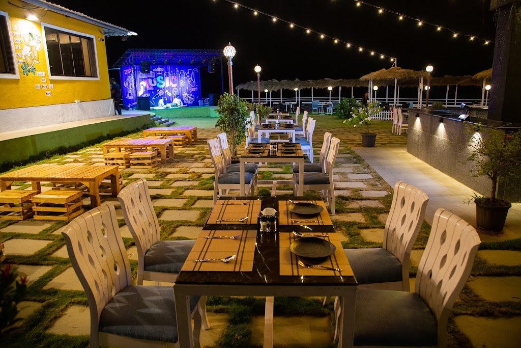 Picnic Point Family Restro Bar