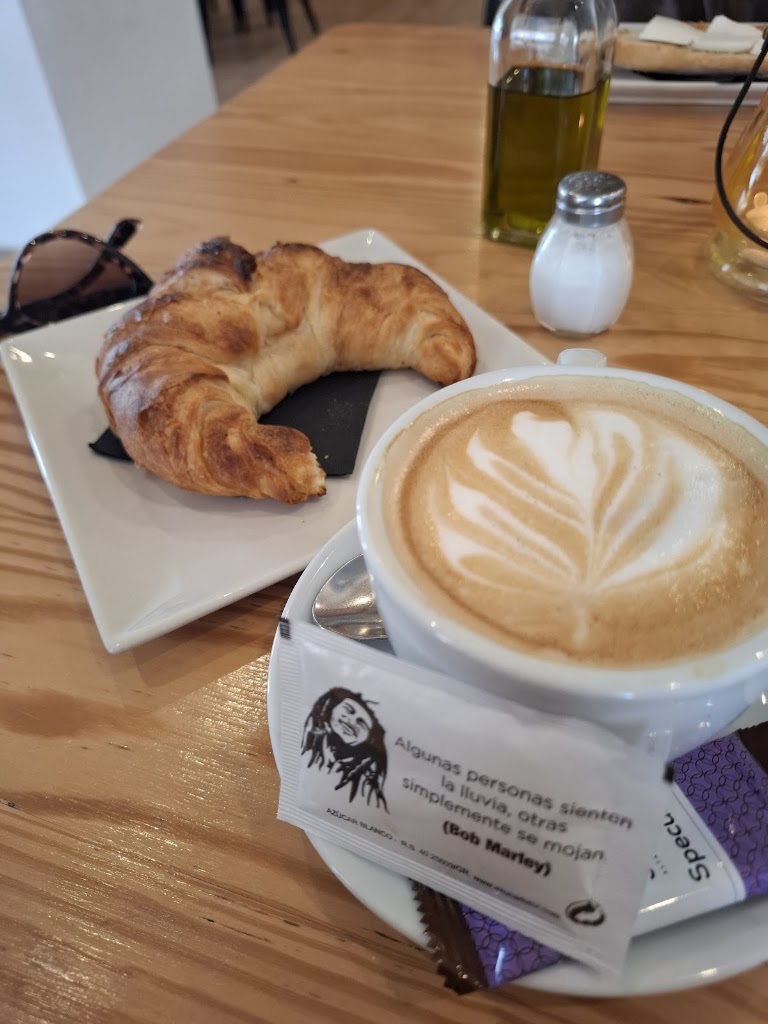 La Petite Cafe Bar — Mas recientes