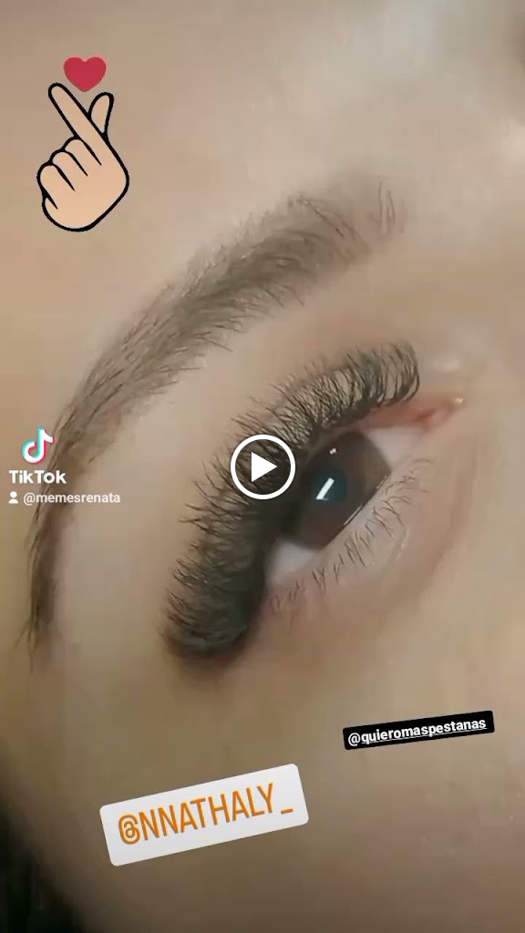 !Quiero Mas Pestanas! - Cejas Y Pestanas — Del propietario