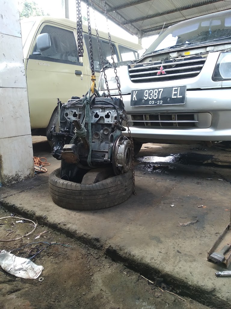 Bengkel Mobil Eko