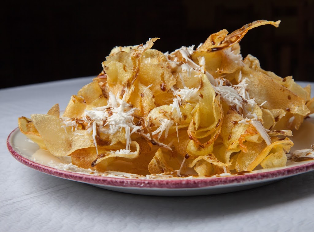 Bodegon Papeo 2 — Comida y bebida