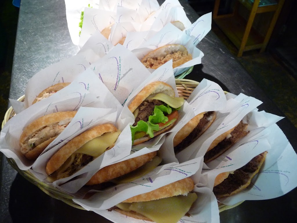El Jable Restaurante - Areperia artesanal — Comida y bebida