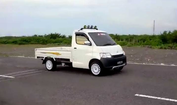 Bengkel Enggros Jaya melayani servis diesel & genset kami juga menyediakan rental pick up grand max