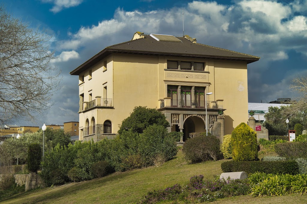 Edifici La Torre - recinte Torribera