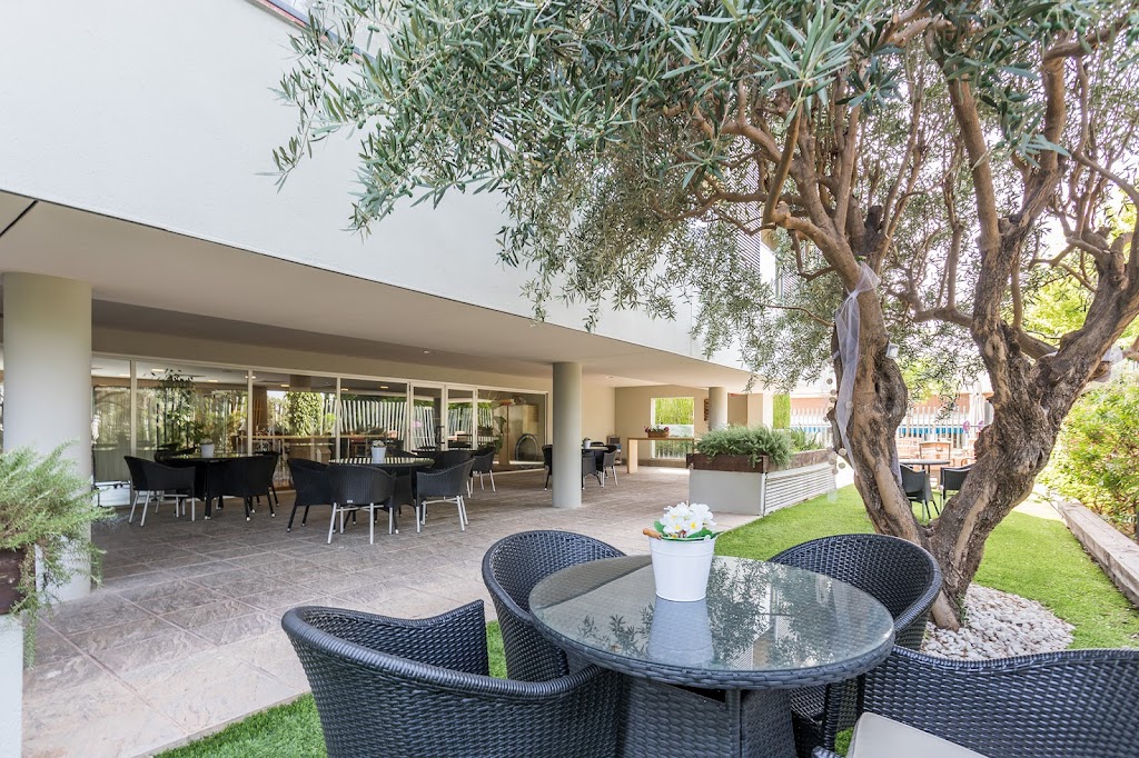 Sanitas Residencia de Mayores Mas Camarena