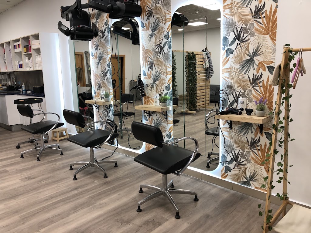 Vanesa Hernandez Peluqueria — Interior