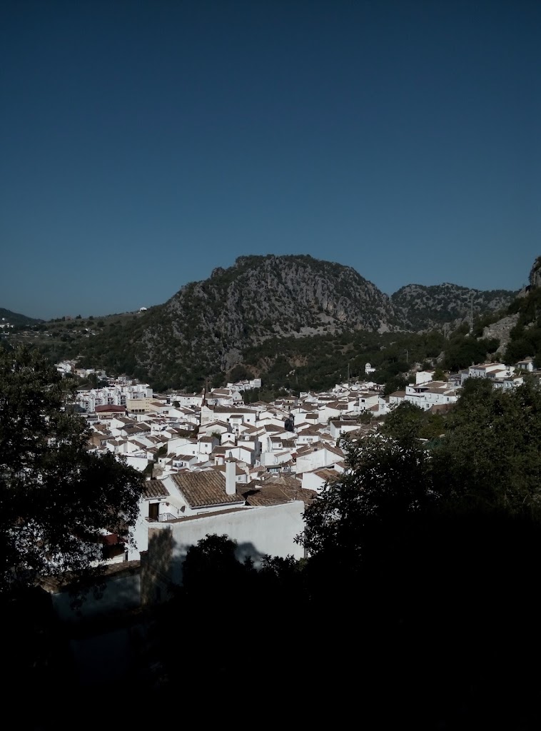 Subida a la Cruz del Tajo — Ubrique