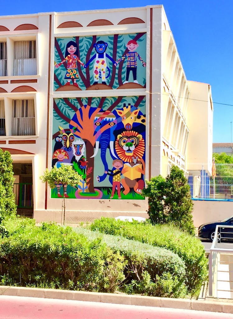 Centro de Educacion Infantil y Primaria Mestre Canos Sanmartin