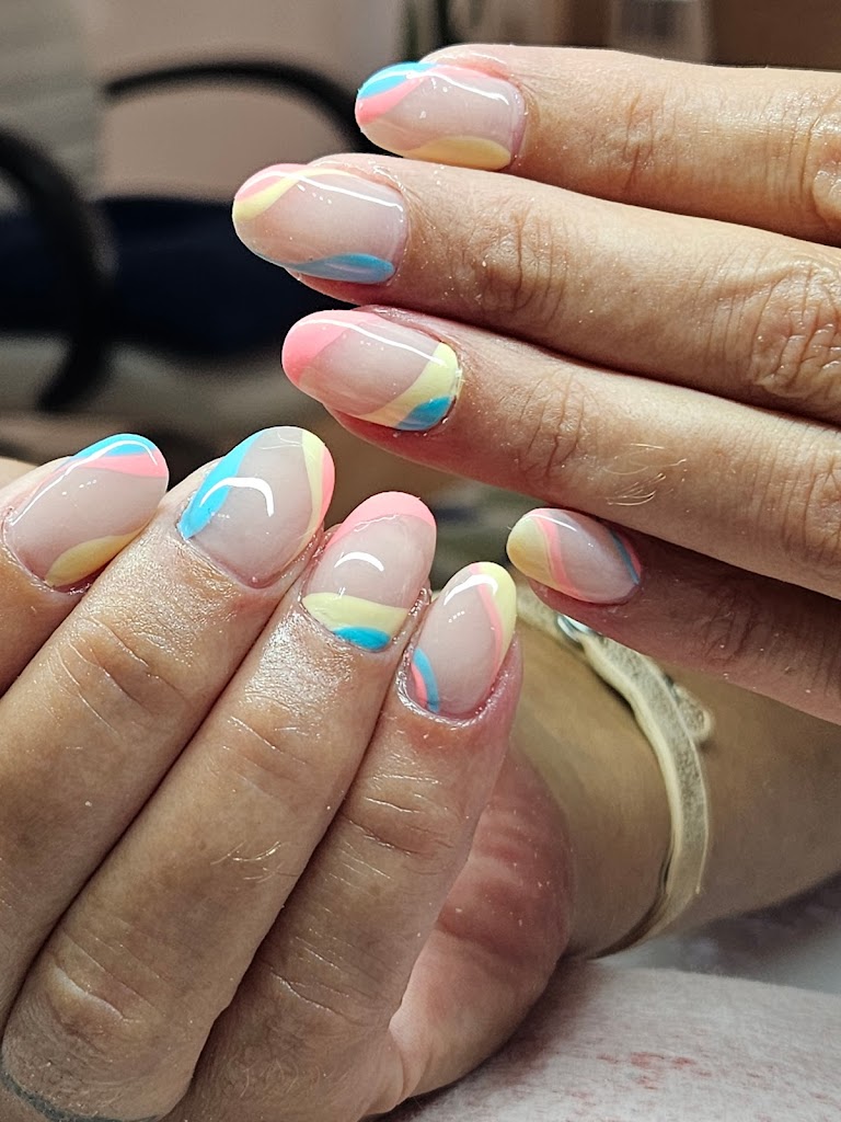 Ema Nails Beauty Center