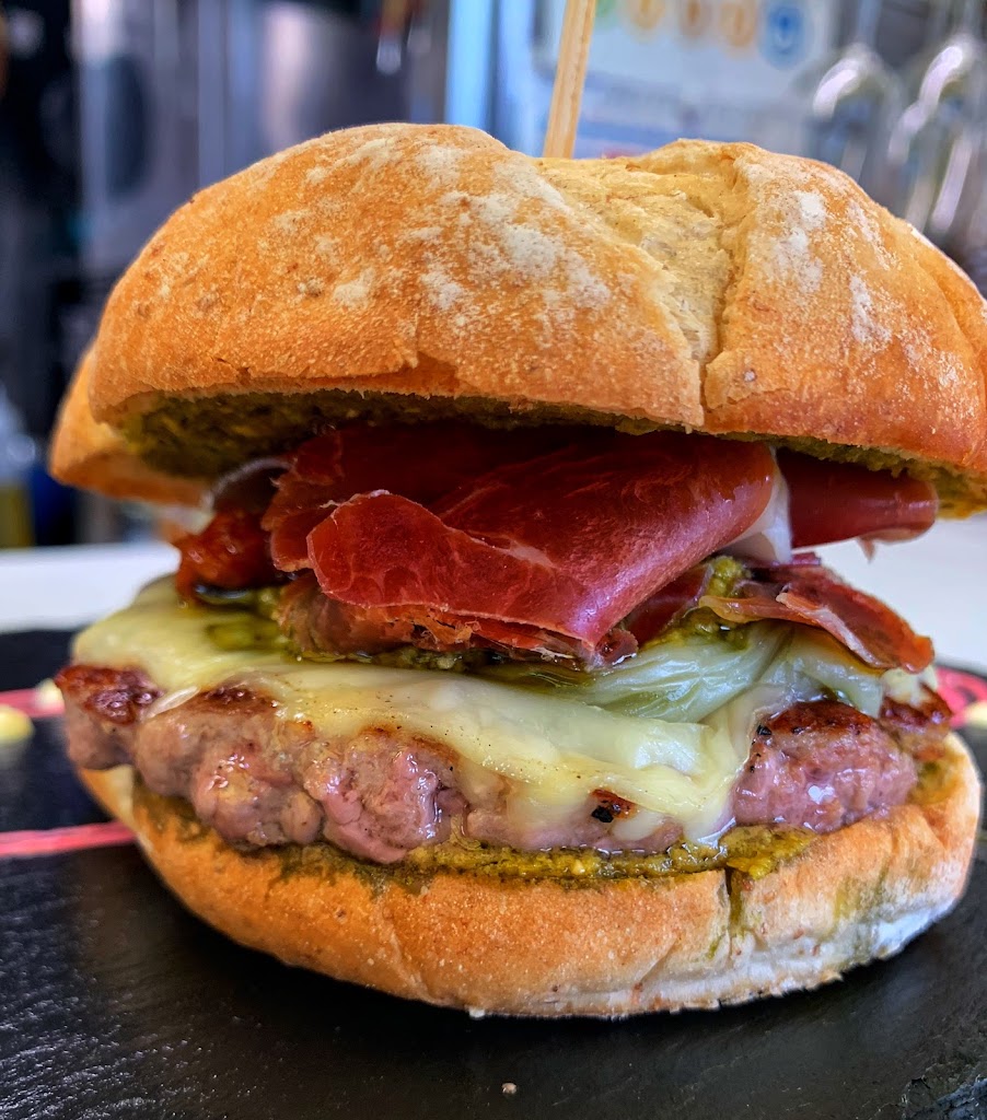 L'atelier du Petit Francais Els Magazinos — Hamburguesa