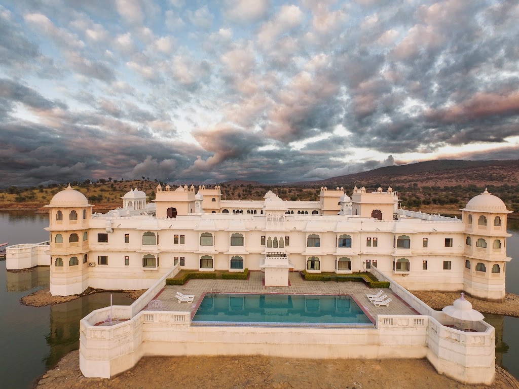 Justa Lake Nahargarh Palace Chittorgarh