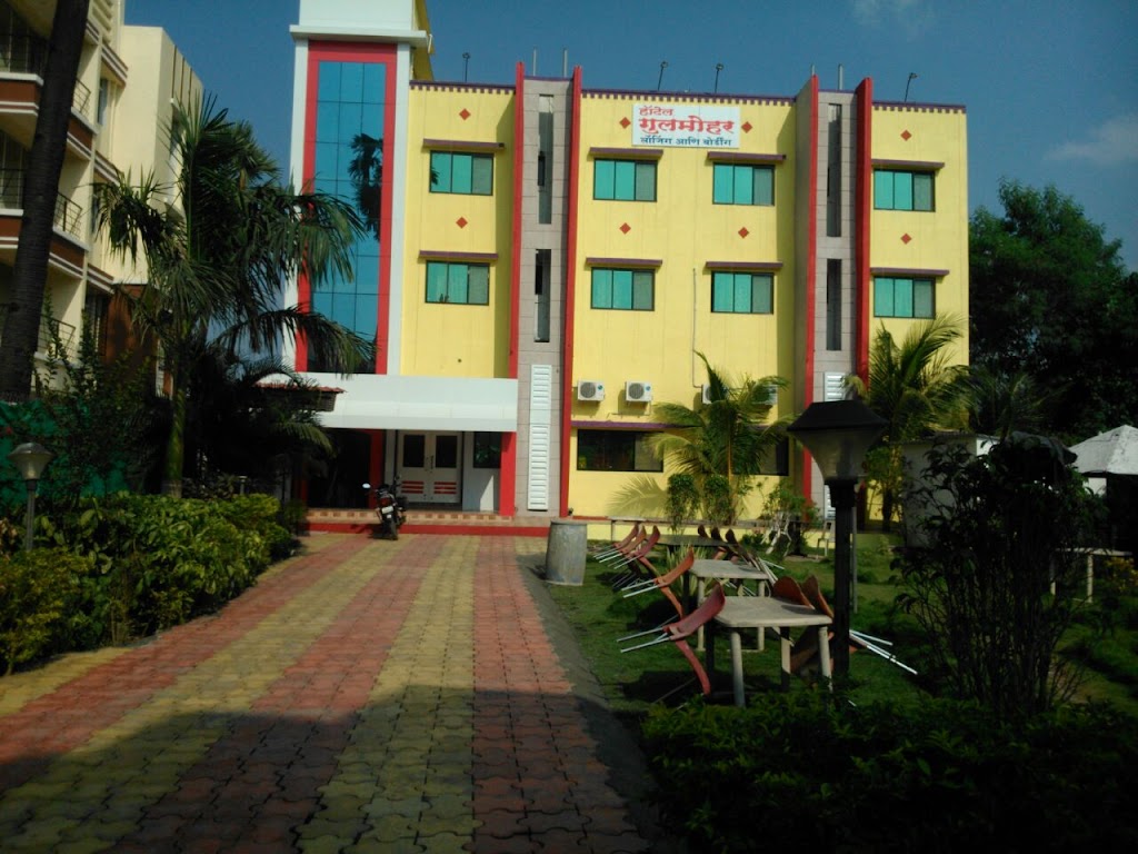 Hotel Gulmohor