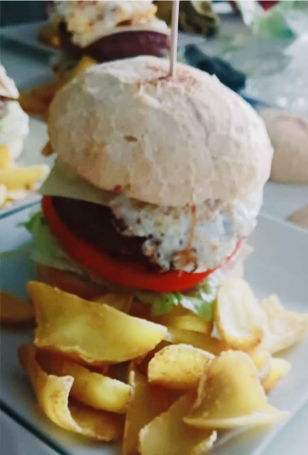 Cafe Bar El Espanol — Comida y bebida