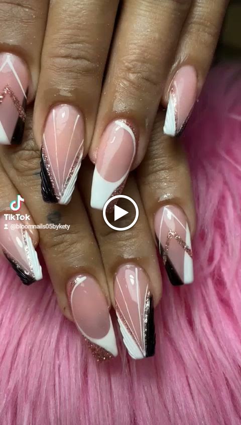 Bloom Nails — Manicura