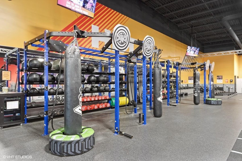  Crunch Fitness - Normal