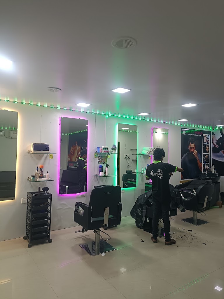 Green World Family Hair Style Salon
