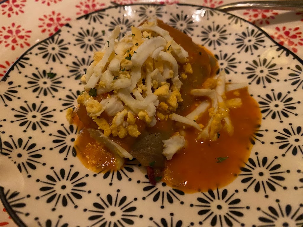 Al Tanto que va de Canto — Comida y bebida