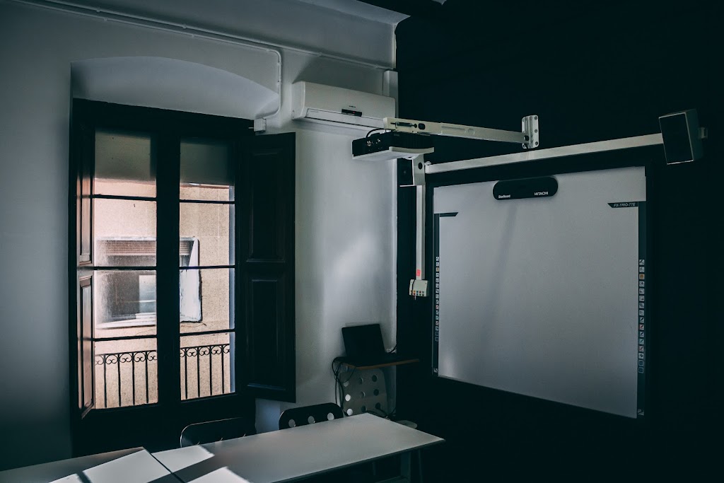 TIMES ENGLISH SCHOOL