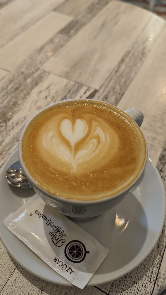 Kafe El Vagon — Comida y bebida