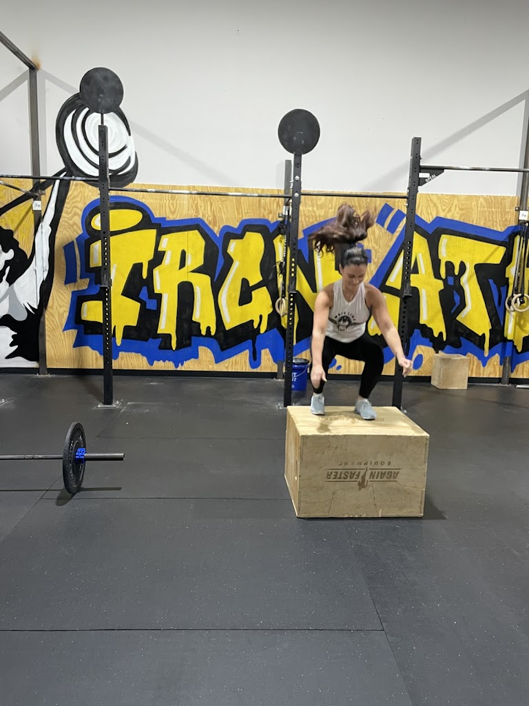  Iron Athletics: Home of CrossFit Fe
