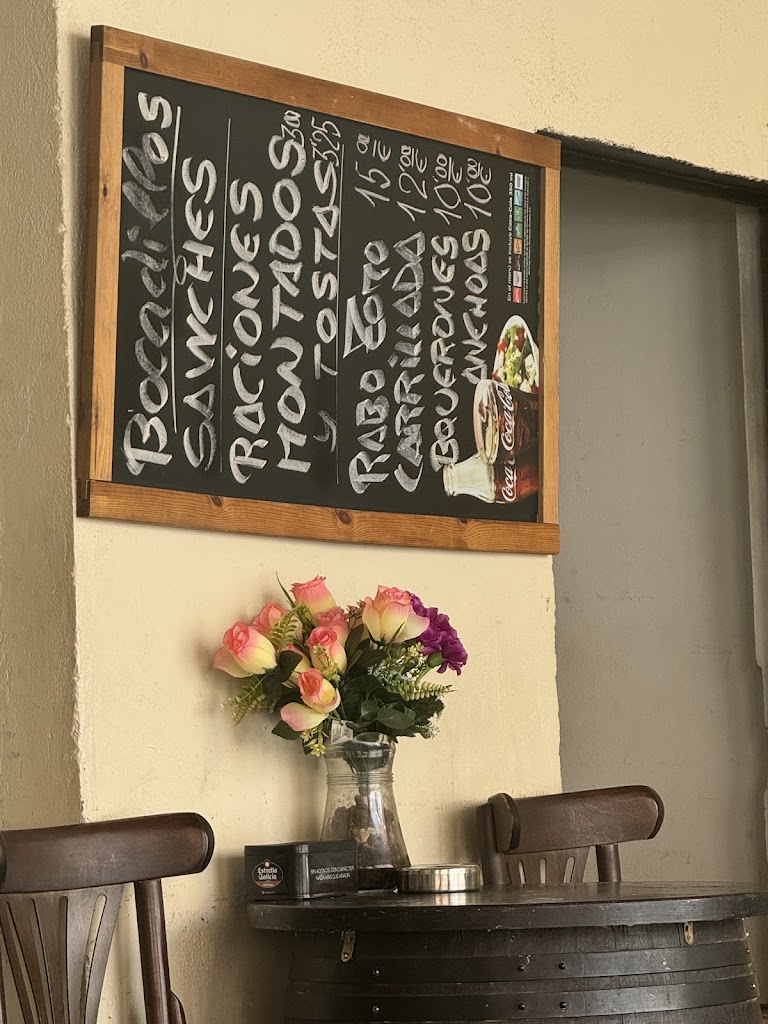 Cafe Bar Los Pumas — Carta