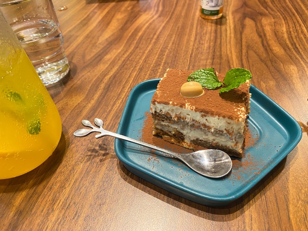 步子小路 LA ROUTE DE BUZI 的照片