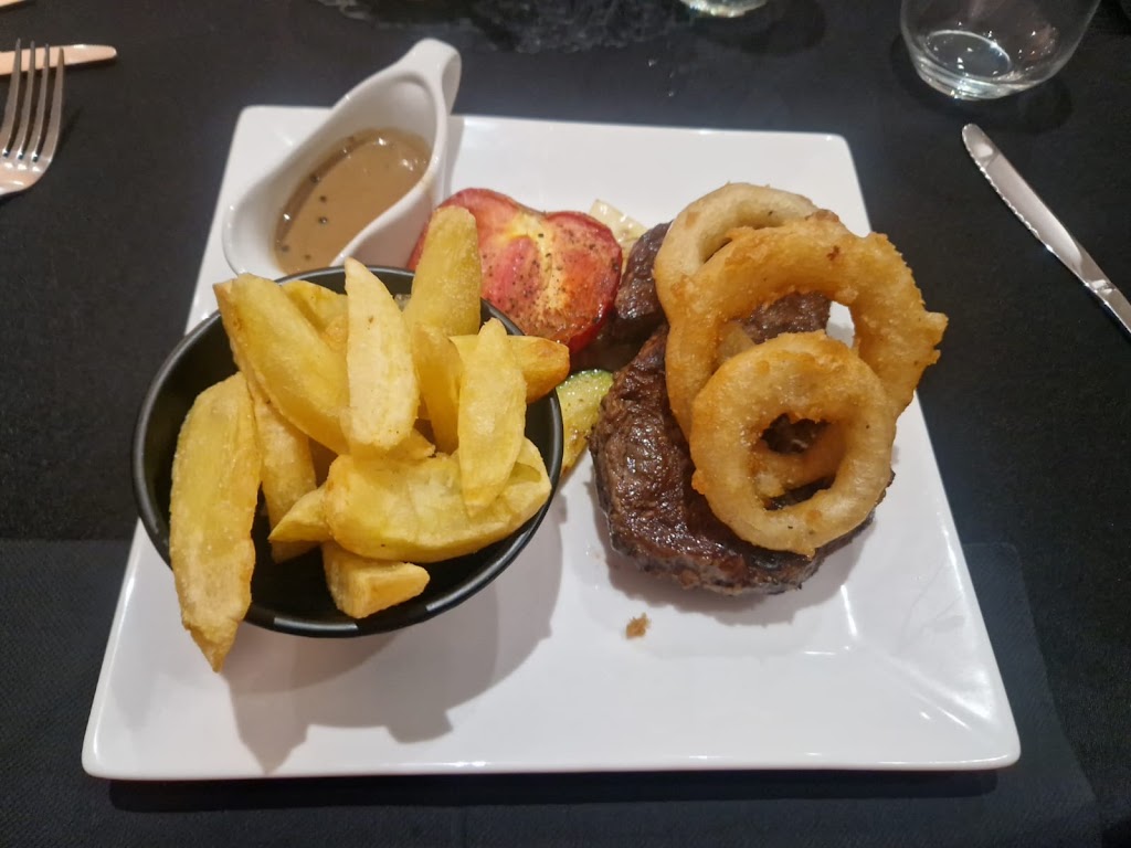 Los Elementos Restaurant — Papas fritas