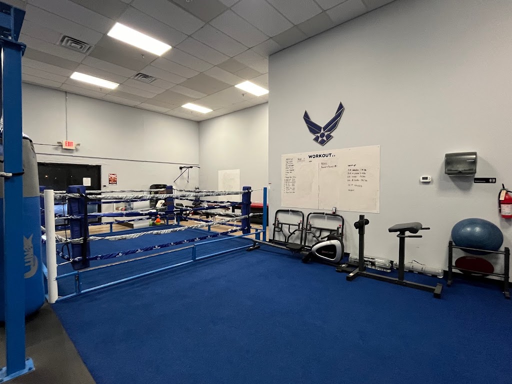  LunasBoxing Family & Fitness