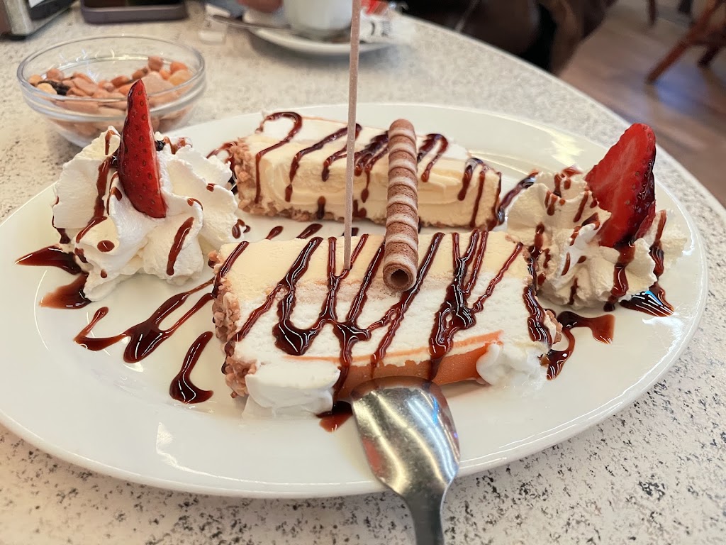 Cafeteria Malibu — Comida y bebida
