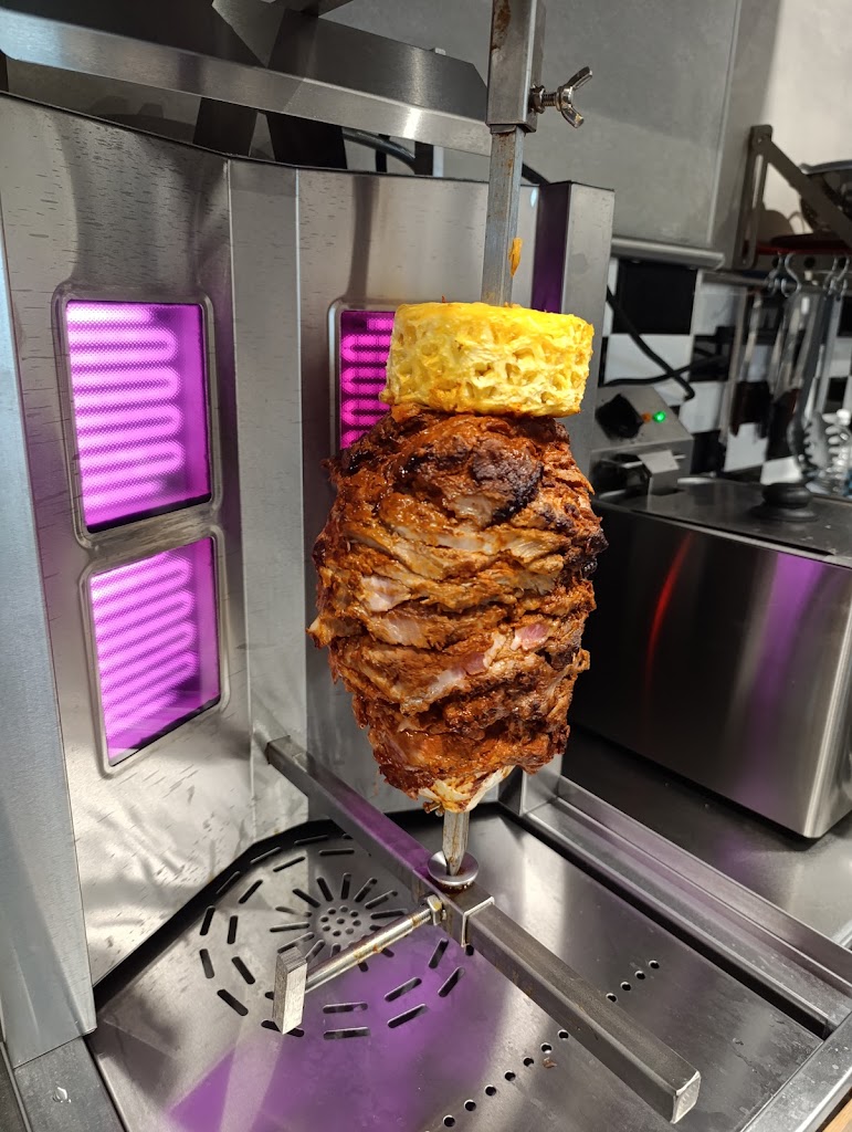 La Gloria Skate & food/ Comida Mexicana y Hamburguesa Premium para llevar — Mas recientes