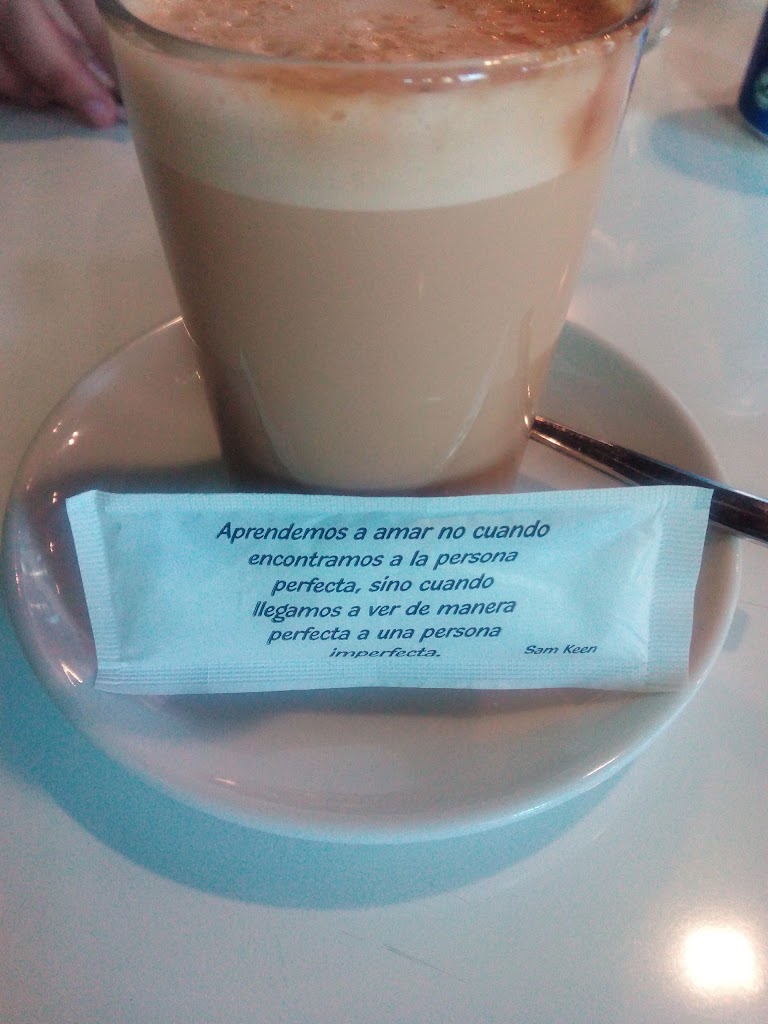Botanik - Cafe Pub — Comida y bebida
