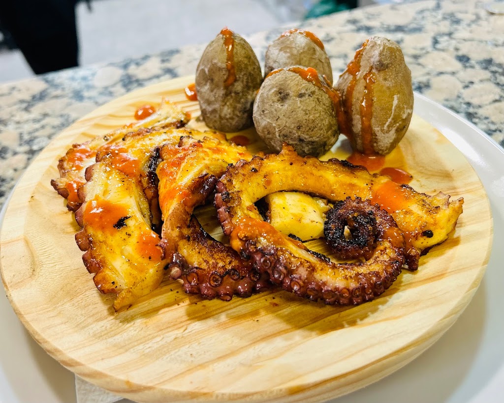 Taperia Echale mojo — Comida y bebida