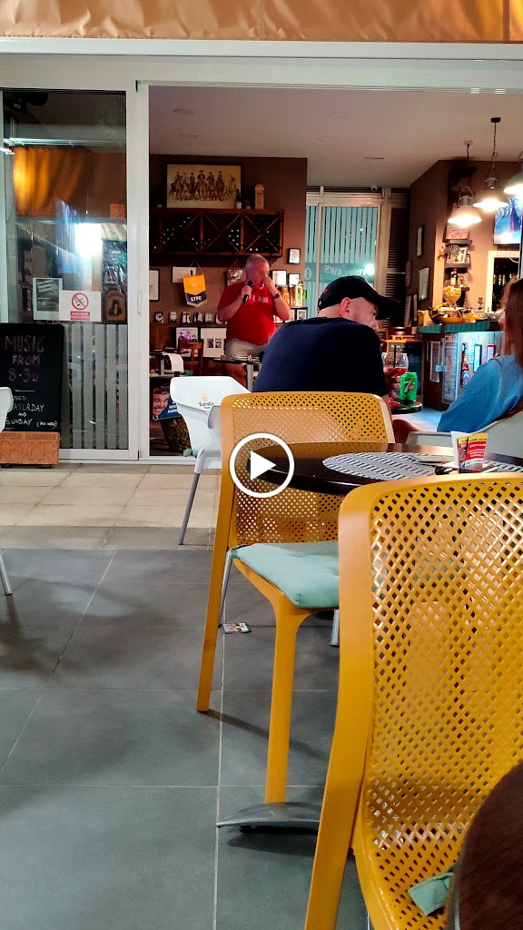 Outlaws Country Music Bar — Videos