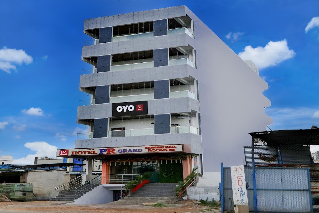 Hotel O Pr Grand
