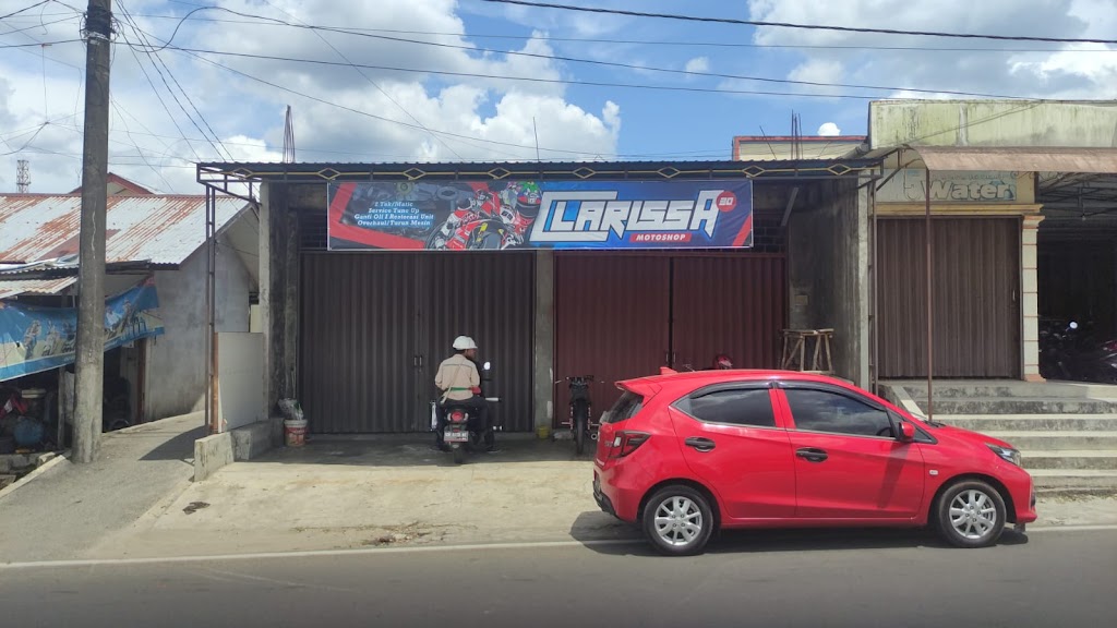Clarissa Motoshop Garage