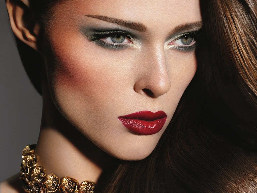 Charlie Unisex Beauty And Hair Salon