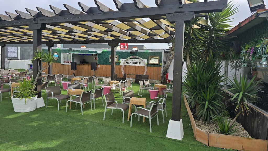 Bar y Celebraciones Minigolf