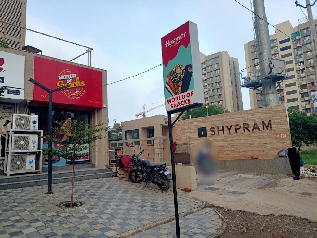 Shreeji Beauty Parlour