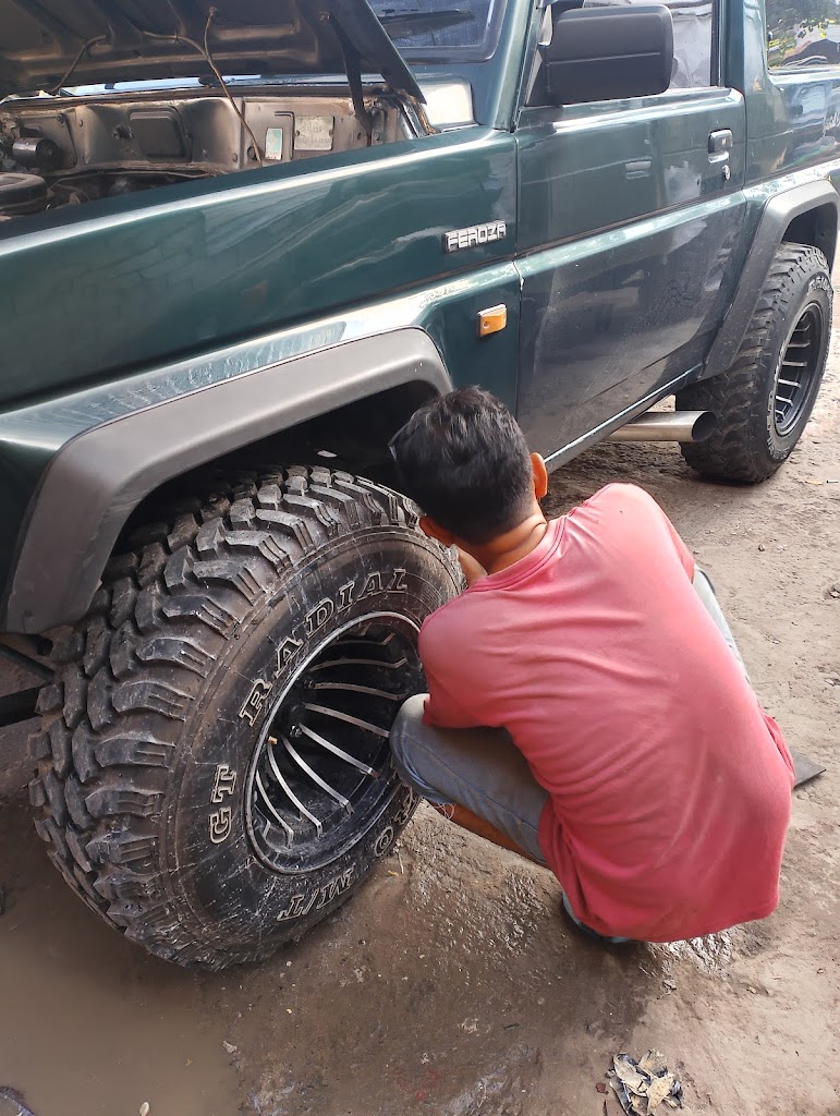 BENGKEL CAT MOBIL DAN MOTOR BELEMONG