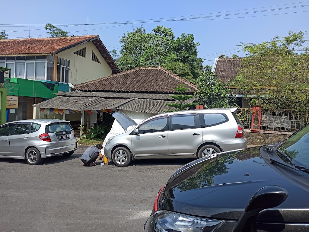Bengkel Mobil Unggul Rejo