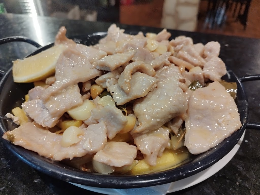 Bar Arenal la zubia — Comida y bebida