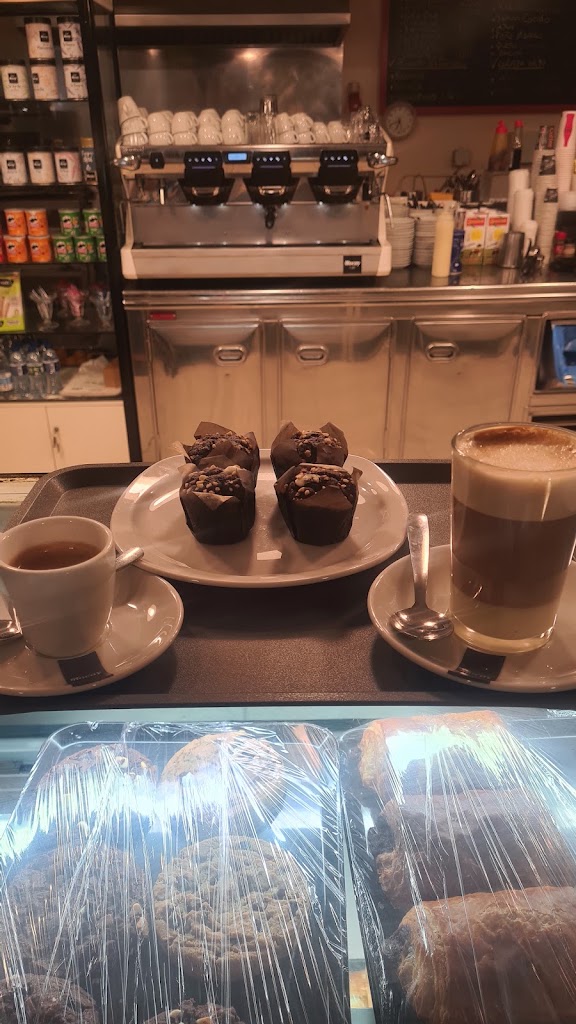 Cafeteria Zentral Center — Cafe