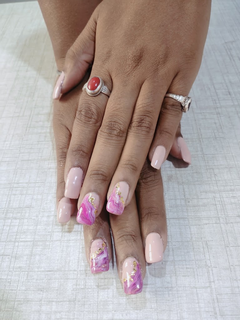 Shinystrokes By Harsha Mutha Nail Artist