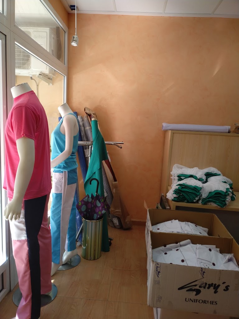 Cotopell ropa de penas