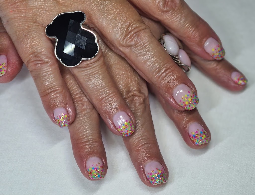 Mimma Estetica Premium Cangas — Manicura
