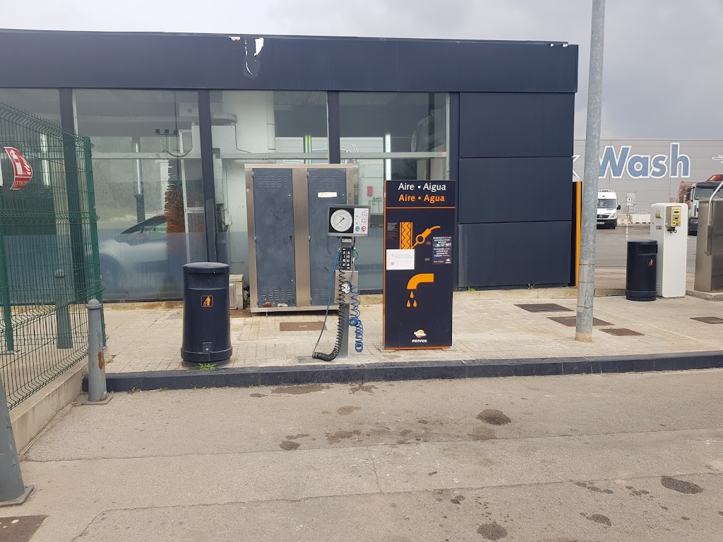 Estacion de Servicio Repsol — Exterior