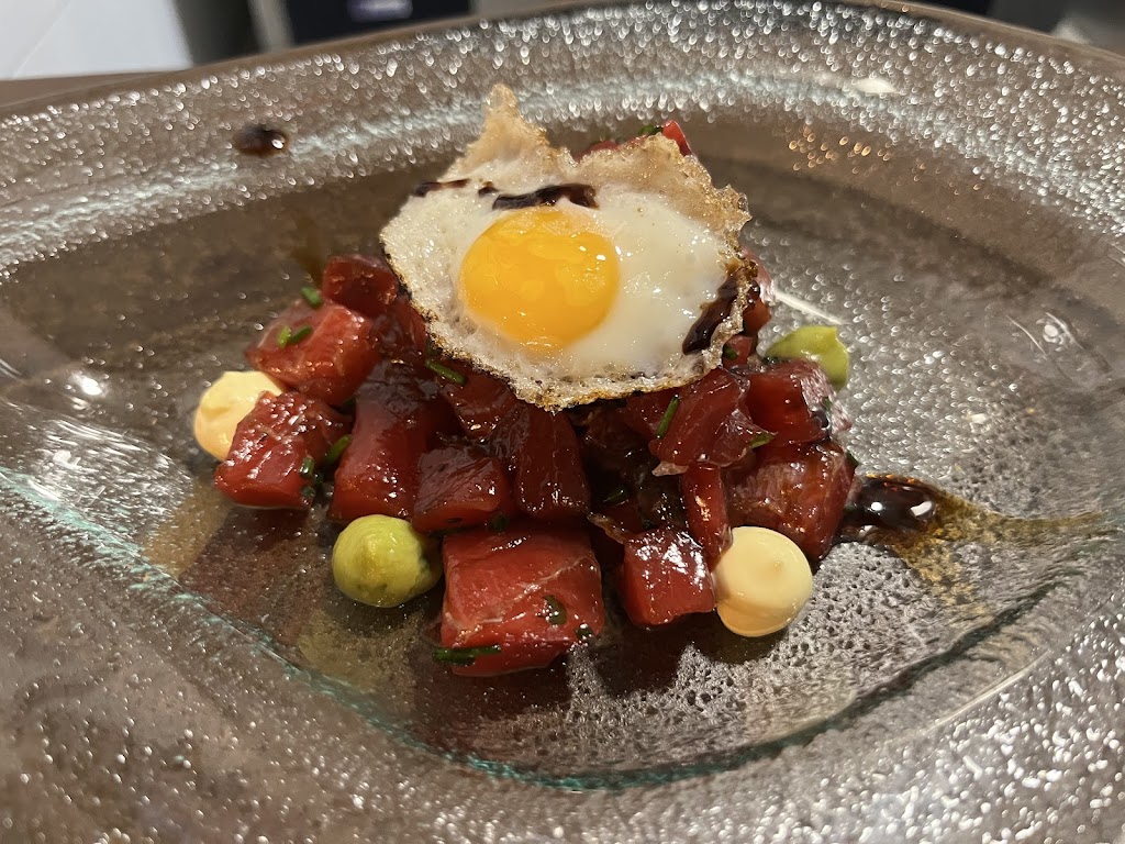 Raizes Mostoles — Comida y bebida
