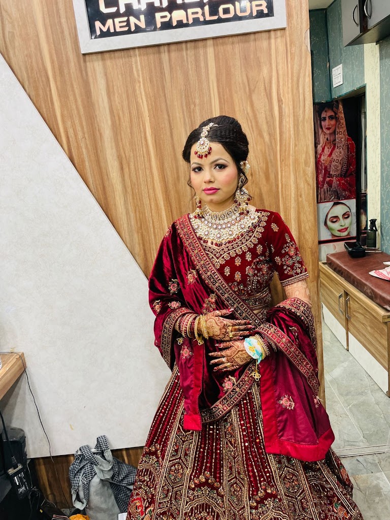 Charlie Parlour Men Women Specialist Best Wedding Makeup In Etah