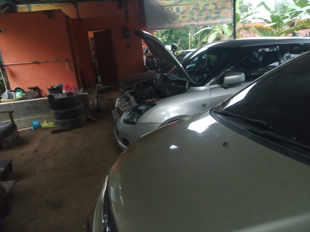Bengkel mobil putra